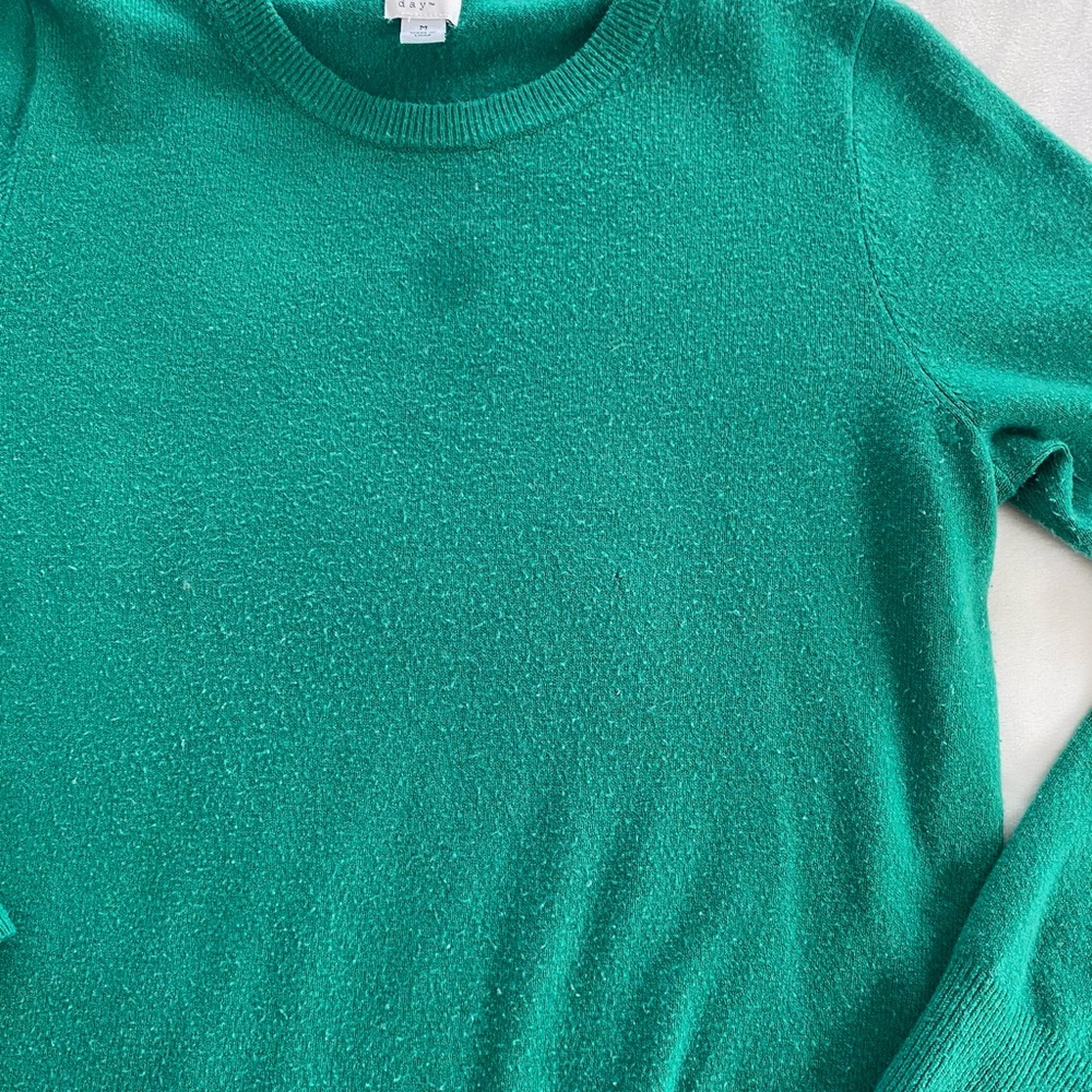 A New Day Green Crew Neck Sweater - Picture 4 of 6